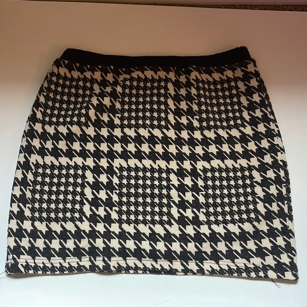 ARYEH MEDIUM SKIRT